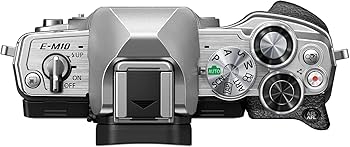 オマケ多数 OLYMPUS OM-D E-M10 MarkIⅣシルバーボディのみ オリンパス OM-D E-M10 Mark IV ボディ [シルバー] 価格比較 - 価格.com